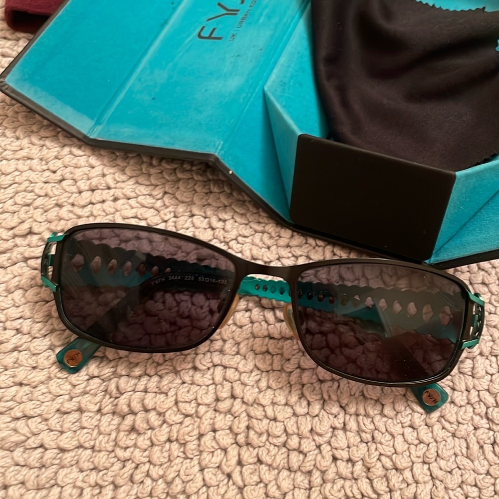 $165 FYSH UK urban eyewear glasses